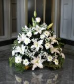 arreglo-floral-condolencias-quito-un-solo-frente